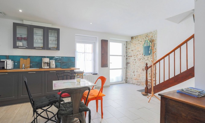 Loguivy House | Cozy Holiday Home with Ocean View & Family-Friendly Amenities