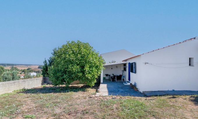 Santiago do Cacem House | Holiday Home 'Costa Vicentina' with Private Terrace, Private Garden and Wi-Fi