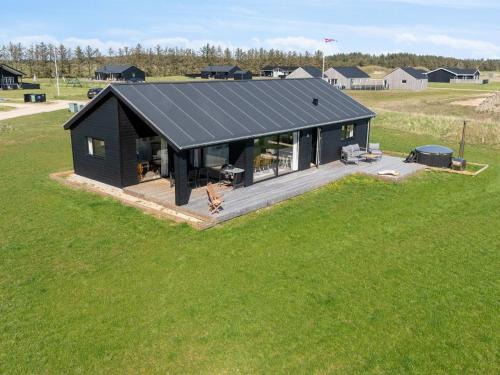Grønhøj House | Comfortable Holiday Home Cresta Near NW Jutland's Beaches