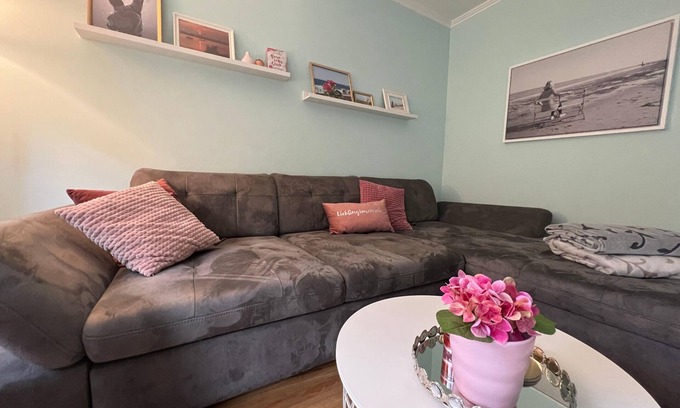 Dangast House | Oceanfront Escape at Holiday Home Dangaster Seeperle