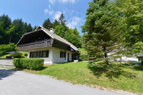 Davca House | Oceanfront Holiday Home Davča - Rated 9.5/10 by Guests