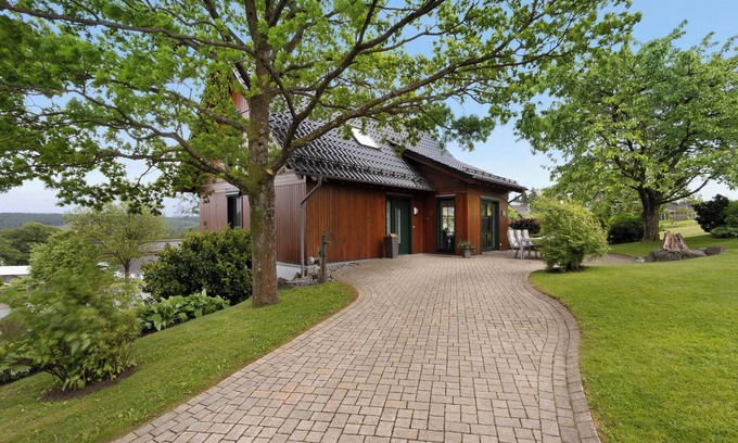 Wasserfall House | Holiday Home 'Wasserfall' with Private Terrace, Private Garden and Wi-Fi