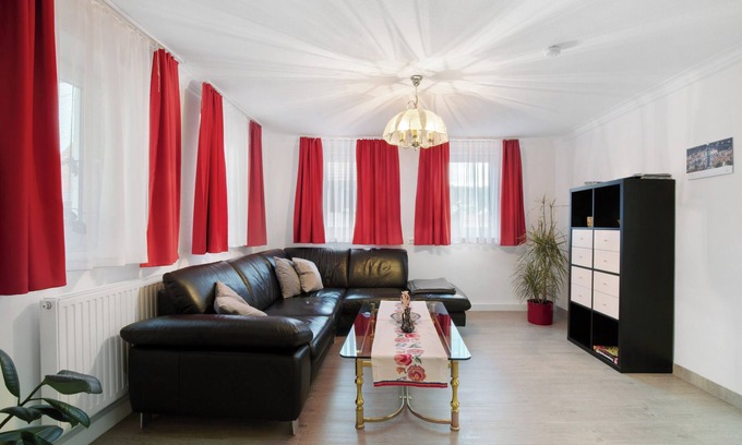 Bad Urach House | Exceptional Holiday Home 'Doris' with Terrace & Wi-Fi
