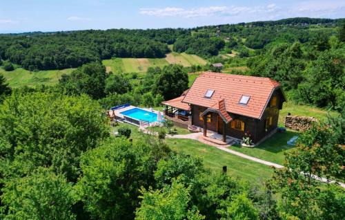Breznik Plesivicki Villa | Holiday Home Dubranec by Villas Guide