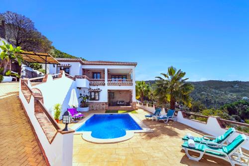 Alcaucin House | Idyllic Holiday Home El Encinar with Ocean Views & Pool