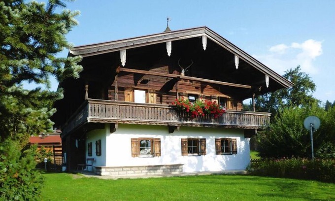 Kirchbichl House | Pet-Friendly Holiday Home Fankhaus in Kirchbichl