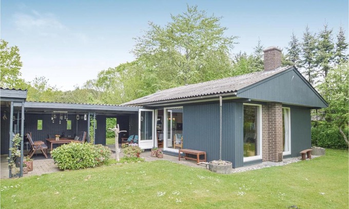 Hvalpsund House | Cozy Home in Fars with Free Wifi and Pet-Friendly Amenities
