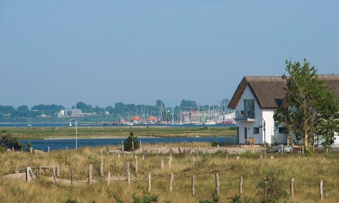 Heiligenhafen House | Spacious Holiday Home for 8 in Heiligenhafen Awaits