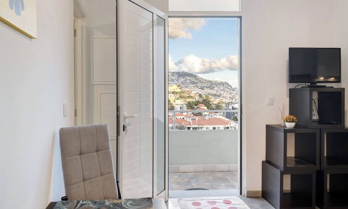 Sao Roque House | Scenic Funchal Holiday Home with Ocean View & Balcony