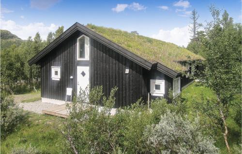 Sor-Fron House | Beautiful Mountain View Home in Gl - Family Friendly Stay