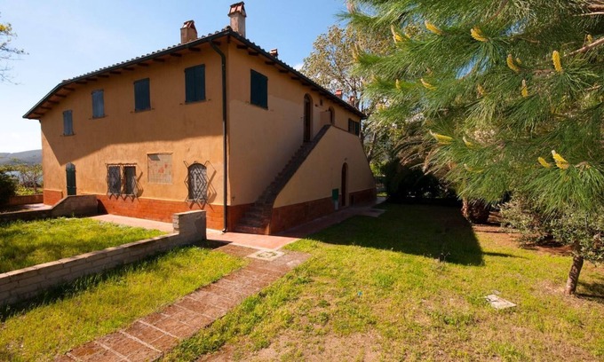 Giannella Apartment | Inviting Holiday Home Giannella with Family-Friendly Amenities
