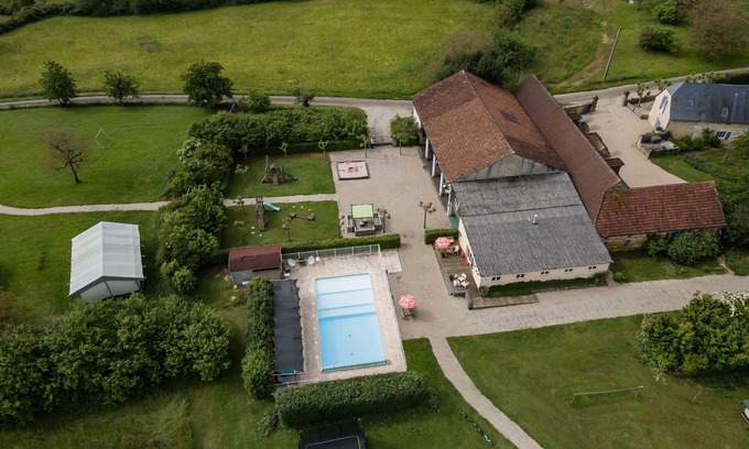 Jayac House | Enjoy Gîte La Mauratie: Pool, Private Terrace & Wi-Fi