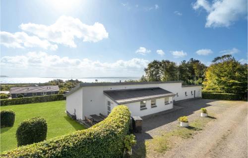 Lihme House | Beautiful Sea View Home in Spttrup - Family Friendly Retreat