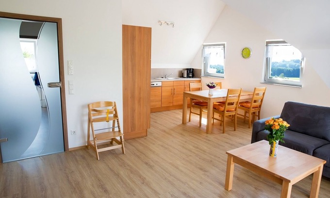 Hohenbodman House | Cozy Holiday Home with Garden, Balcony & Wi-Fi Awaiting You