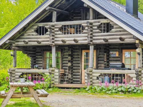 Kitula House | Pet Friendly Holiday Home Heinäsorsa - Rated 9.5/10