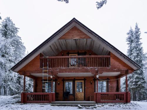 Kuusamo House | Pet-Friendly Holiday Home Hillakumpu with Perfect Rating