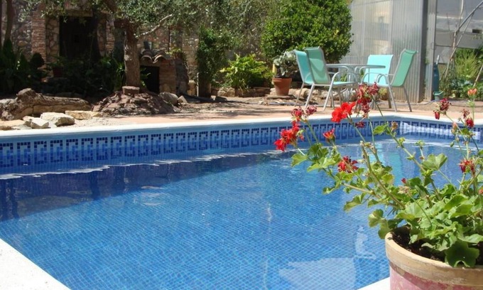 Alcover House | Relax at 'Hort De La Cinteta': Pool & Mountain Views