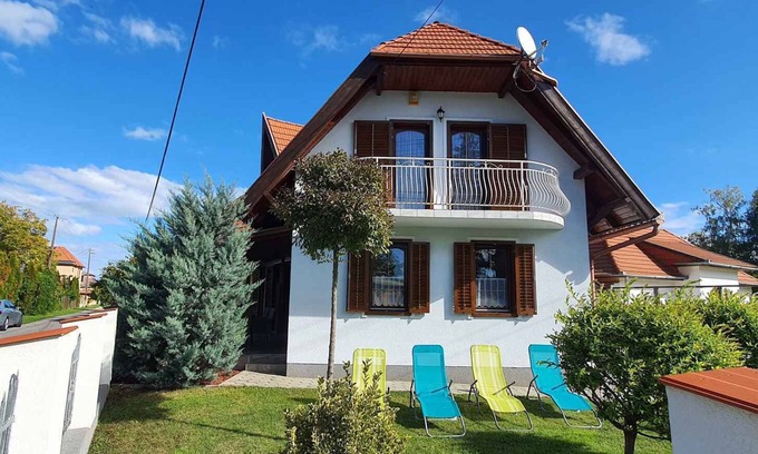 Balatonmariafurdo House | Relaxing Holiday Home by Water with Pet-Friendly Amenities