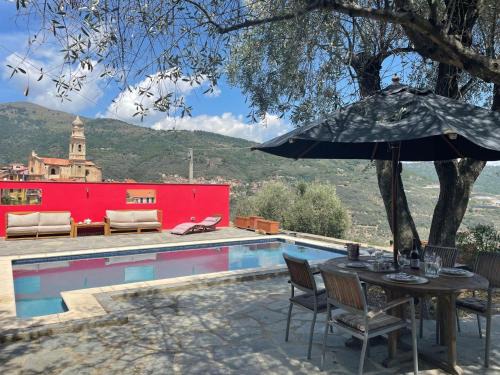 Boscomare House | Discover Unique Holiday Homes in Italy with Pool Access