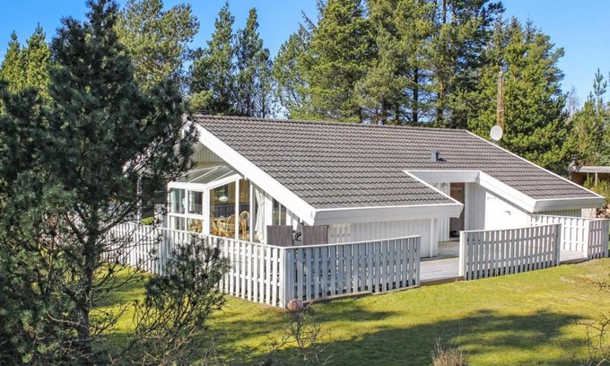 Skiveren House | All-Inclusive Holiday Home Imka - Just 900m From the Sea