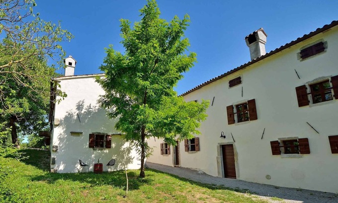 Kotli House | Tranquil Holiday Home for Nature Lovers with Pool & Ocean View