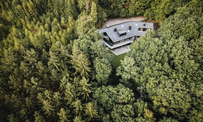 Chodes Villa | Elegant Villa in Malmedy with Indoor Pool & Spa Amenities