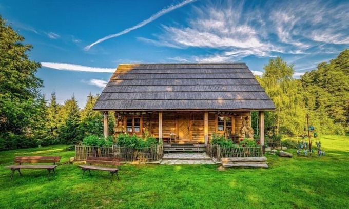 Łobez House | Delightful Countryside Retreat with Pool and Breakfast Included