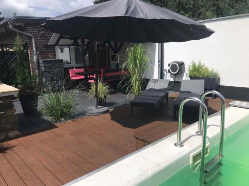 Fichtenwalde House | Exceptional Holiday Home in Beelitz with Pool & Family Fun