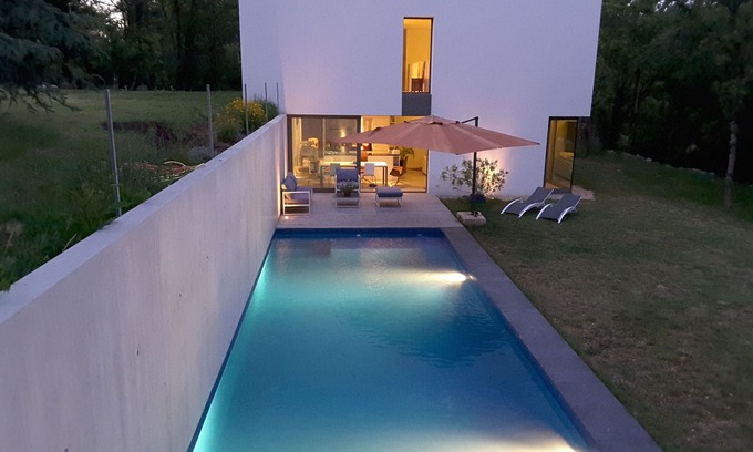 Boissieres House | Delightful Riverfront Holiday Home in Boissières