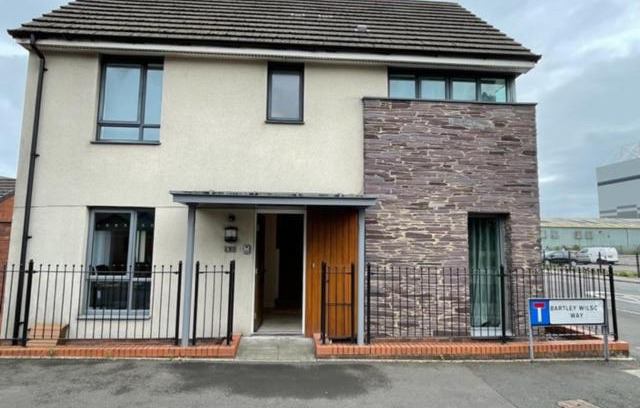 Canton House | Family-Friendly Holiday Home in Cardiff - Sleeps 6, Great Reviews