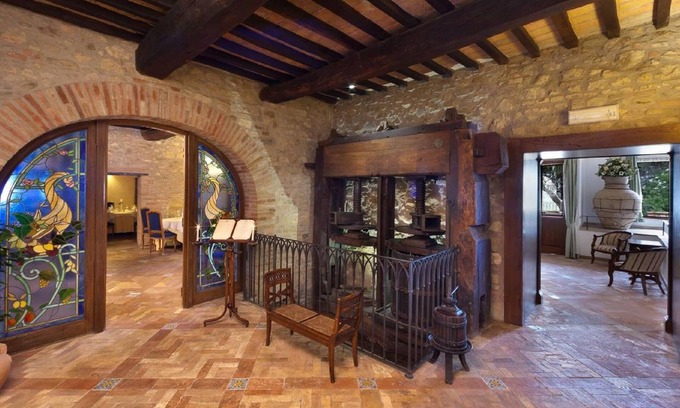 Canalicchio House | Experience Belvilla by OYO Bilo 1: Family-Friendly Retreat