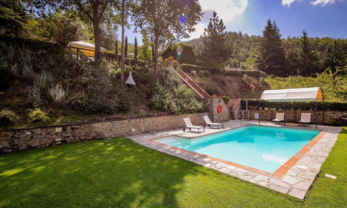 Pieve di Chio House | Discover Belvilla by OYO Villa Ginestra: Family-Friendly Retreat