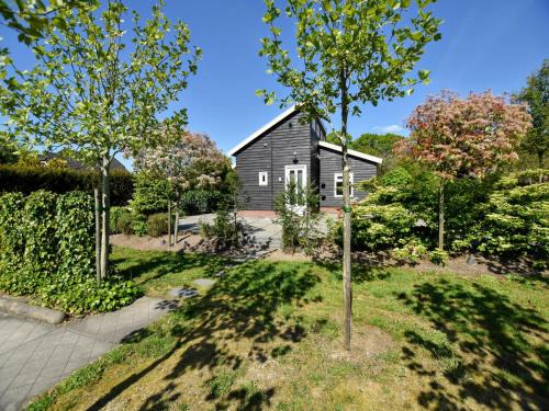 Eerbeek House | Holiday Home in Eerbeek near Veluwe, cleaning included
