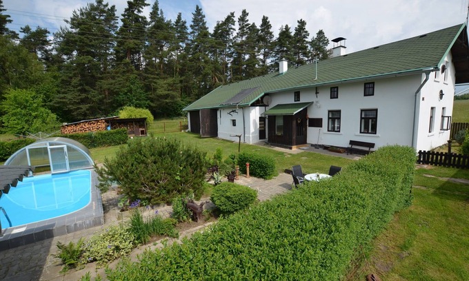 Hlavice House | Enchanting Villa with Pool Near Forest in Hlavice