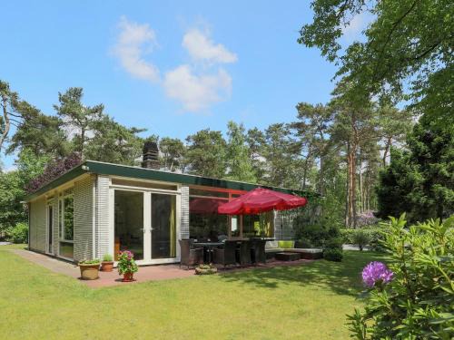 Huijbergen House | Pet-Friendly Holiday Home with Garden in Huijbergen