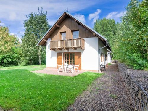 Rudnik u Vrchlabi House | Convenient Holiday Home in the Giant Mountains for All Seasons