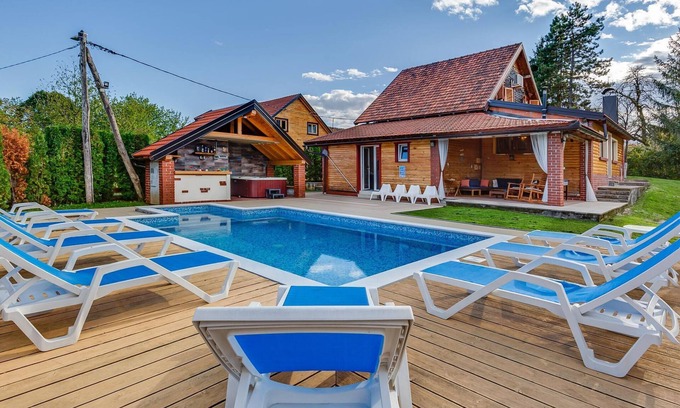 Gornje Dubrave House | Beautiful Holiday House in Croatia with Private Pool & Spa
