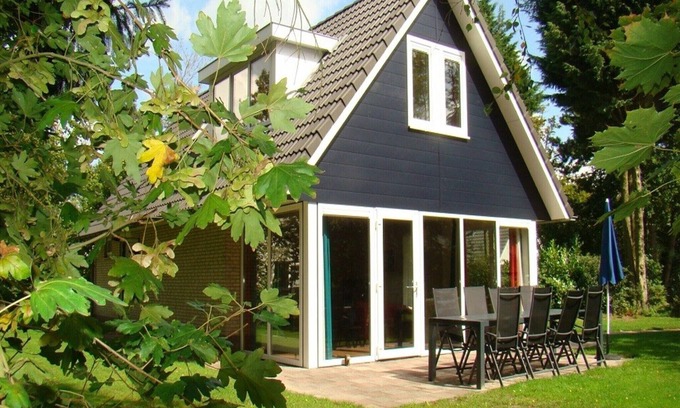 Municipality of Scherpenzeel House | Holiday Home in Scherpenzeel near Nature Park