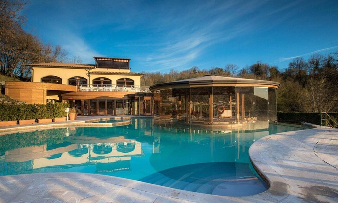 Sorano Apartment | Inviting Belvilla by OYO Trilocale Giglio with Pool & Kitchen