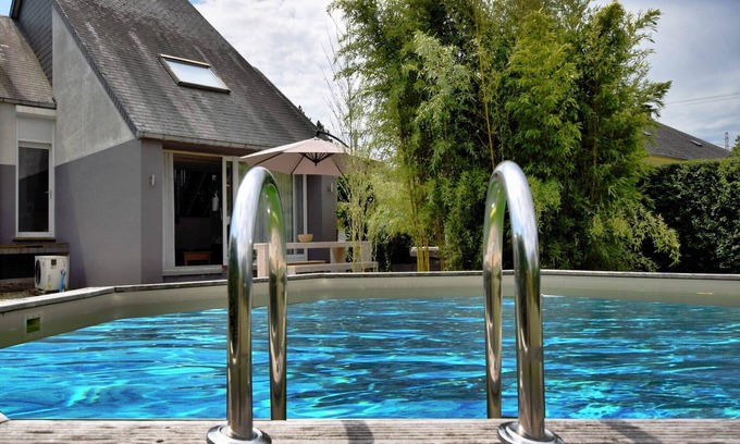 Saint-Mard House | Holiday Home in Virton with swimming pool