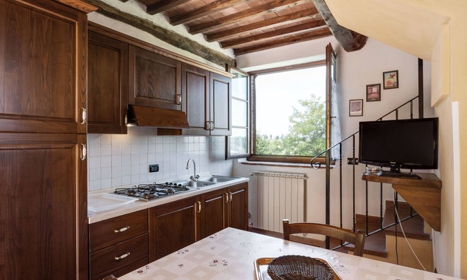 Volterra House | Relax at Belvilla by OYO Ulivo: Pool & Breakfast Included