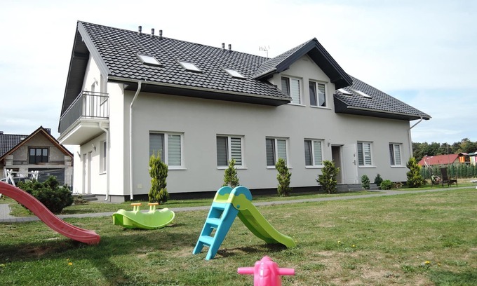 Wiselka House | Spacious Holiday House with Oceanfront Views in Wisełka