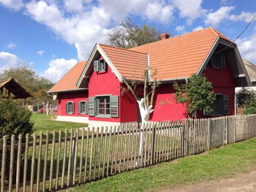 Zalaistvand House | Cozy Holiday Home in Zalaistvand - Family & Pet Friendly