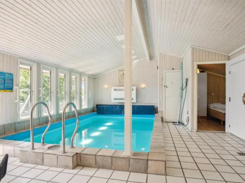 Frolunde House | Cozy Holiday Home Isto - Steps from the Sea, Pet Friendly