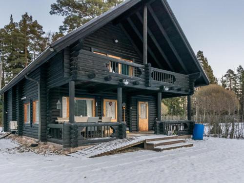 Ylojarvi House | Holiday Home Kaivoskartano by Interhome