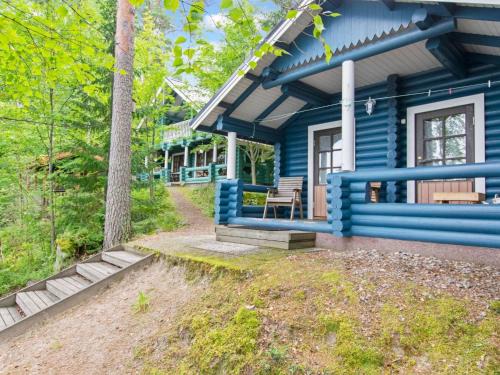 Saarijarvi House | Cozy Holiday Home Kalliorinne with Hot Tub & Pet-Friendly
