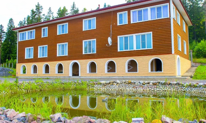 Lakhdenpohya House | Coastal Retreat at Holiday Home Kareliya - Rated 9/10