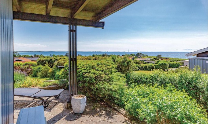 Frolunde House | Beautiful Home in Slagelse with Breathtaking Sea Views
