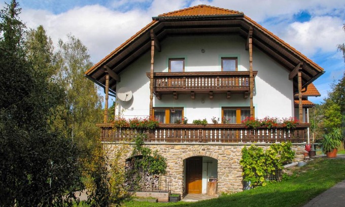 Nebahovy House | Inviting Holiday Home Kralovice with Hot Tub & Family Fun