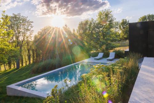 Sint-Laureins-Berchem Villa | Relax at Holiday Home L'O Reine with Wellness and Spa
